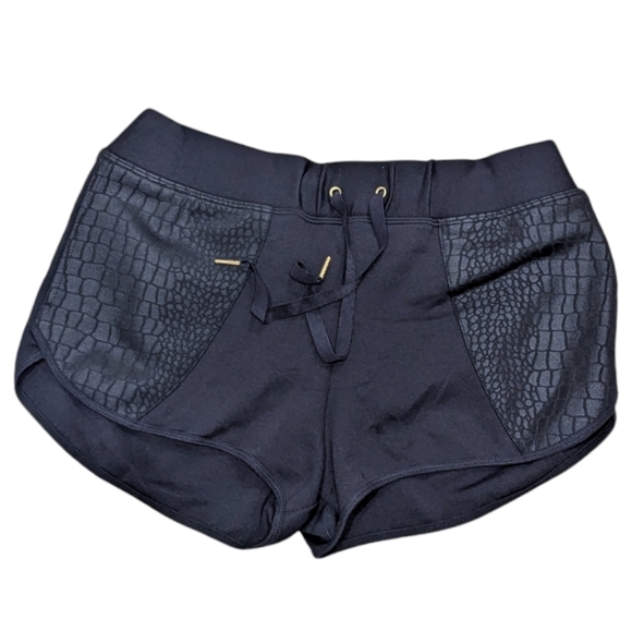 NWT ALALA Shorts Medium - Picture 4 of 8